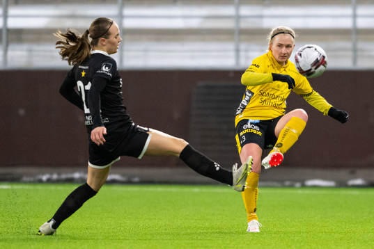 Alingsås Alma Öberg och Elfsborgs Fanny Johansson