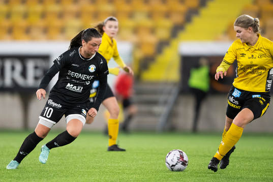 Alingsås Stina Jensen och Elfsborgs Elin Dahl