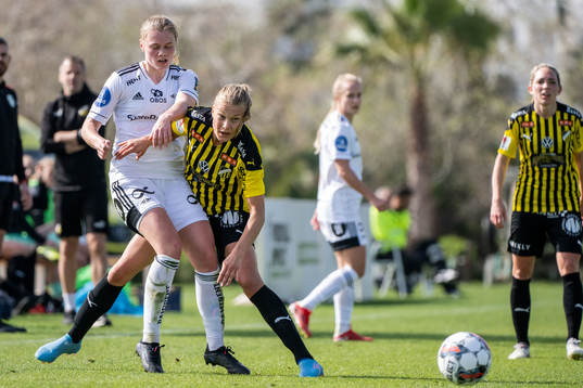 Mathilde Hauge Harviken of Rosenborg and Stine Larsen of