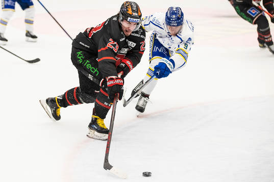 Örebros Petr Zámorský och Leksands Patrik Zackrisson