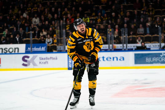 Skellefteås Jayce Hawryluk har ont