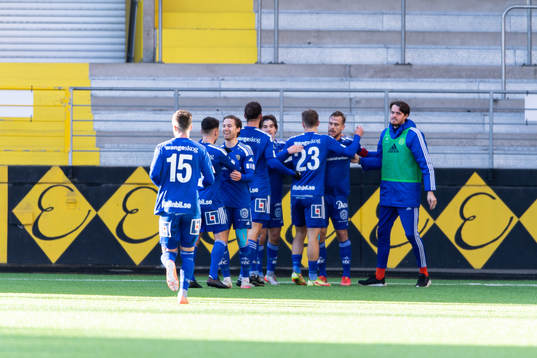 Sundsvalls spelare jublar