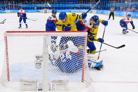Anton Lander and Max Friberg against Libor Hudacek,