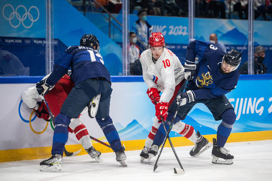 Dmitri Voronkov of ROC (Russia) and Niklas Friman of