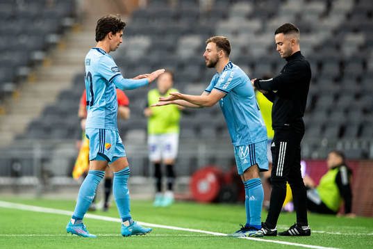 Djurgårdens Gustav Wikheim och Albion Ademi