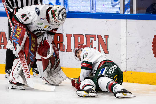 Frölundas målvakt Niklas Rubin och Stefan Elliot