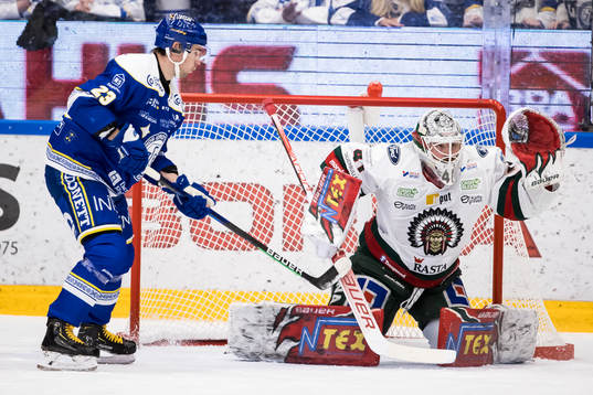 Leksands Mikael Ruohomaa och Frölundas målvakt Niklas