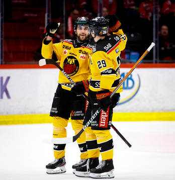 Luleås Jonathan Andersson jublar