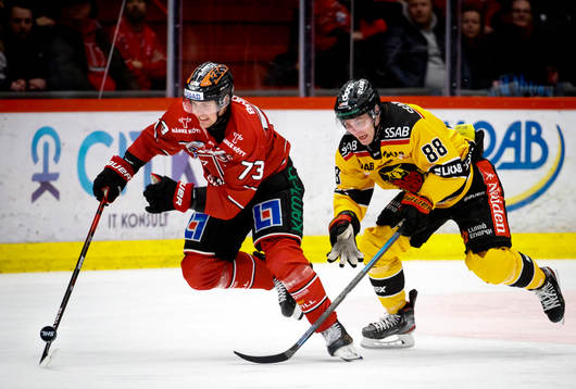 Örebros Oliver Eklind och Luleås Joonas Rask