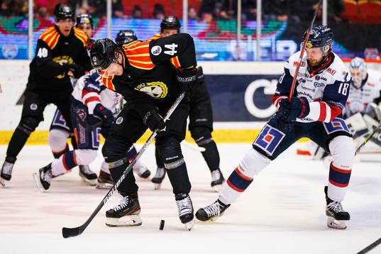 Brynäs Nicklas Danielsson och Linköpings Alexander