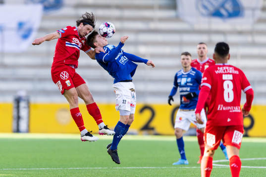 IFK Göteborgs Gustav Svensson och Norrbys Gustav Berggren