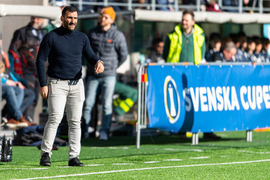 Norrbys manager Mak Lind