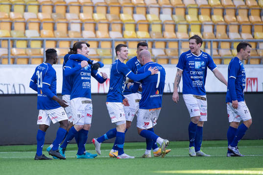 Norrbys spelare jublar