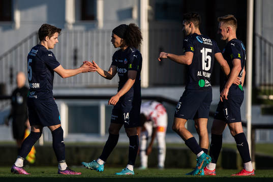Brandur Hendriksson Olsen, Adam Kaied, Assad Al Hamlawi and Rasmus Karjalainen celebrate 1-0
