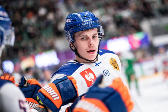 Waltteri Merelä of Tappara celebrates