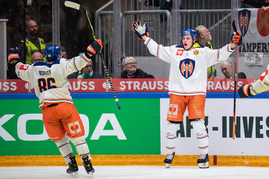 Waltteri Merelä of Tappara celebrates