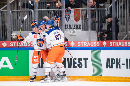 Waltteri Merelä of Tappara celebrates