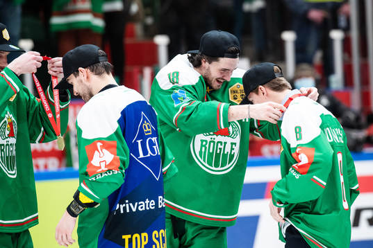 Dennis Everberg and Samuel Johannesson of Rögle celebrate