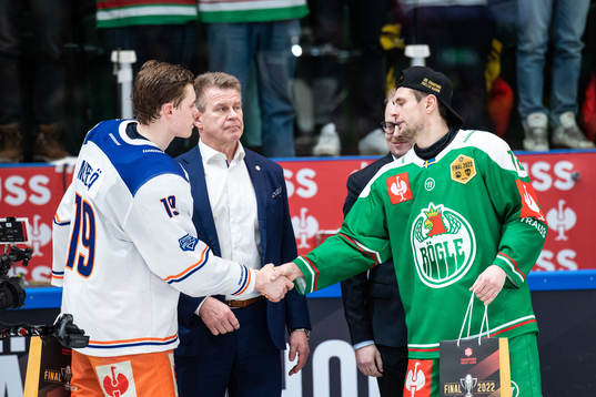 Waltteri Merelä of Tappara and Daniel Zaar of Rögle
