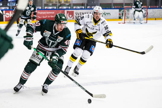 Tingsryds Tobias Fladeby och Västerås Filip Karlsson