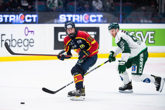 Djurgårdens Jonathan Lekkerimäki och Färjestads Pontus
