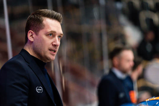 Växjös tränare Sam Hallam