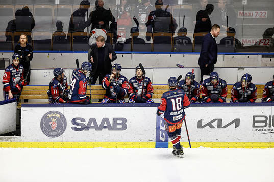 Linköpings bås<med tränare Klas Östman
