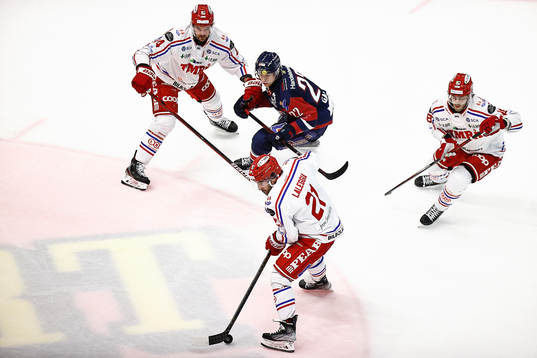 Timrås Jacob Blomqvist, Linköpings Vilmos Gallo, <under