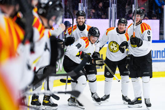 Brynäs Dmytro Timashov jublar