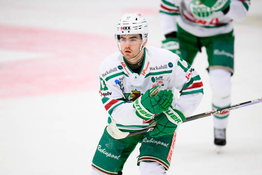 Rögles Philip Granath jublar