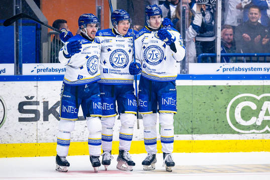 Leksands Matt Caito, Linus Andersson och Nils Åman jublar