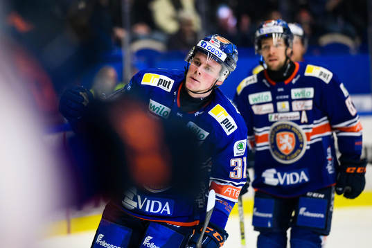 Växjös Olle Lycksell jublar