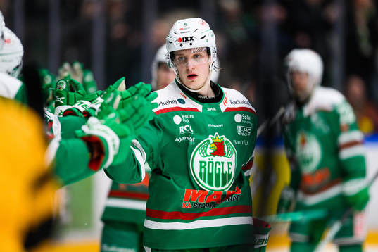 Rögles Tony Sund jublar