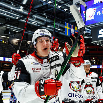 Malmö Redhawks Emil Sylvegård jublar