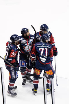 Linköpings Robert Lantosi jublar