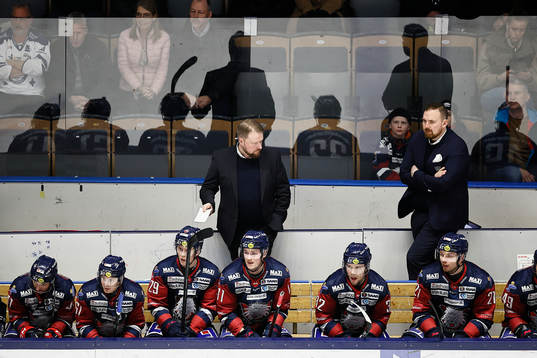 Linköpings tränare Klas Östman och assisterande tränare