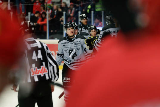 AIKs Anton Holm jublar