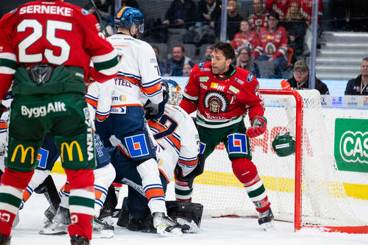 Frölundas Joel Lundqvist utan hjälm