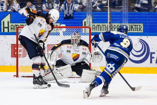 Djurgårdens Jonathan Lekkerimäki och Djurgårdens Eric