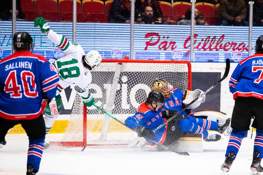 Rögles Dennis Everberg och Brynäs Tom Hedberg och