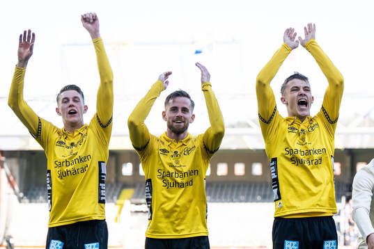 Elfsborgs Alexander Bernhardsson, Rasmus Alm, Jacob Ondrejka, Simon Strand och Leo Väisänen jublar