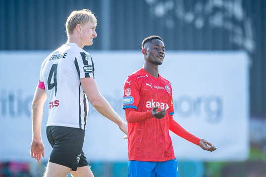 Landskronas Viktor Wihlstrand och Helsingborgs Joseph Amoako