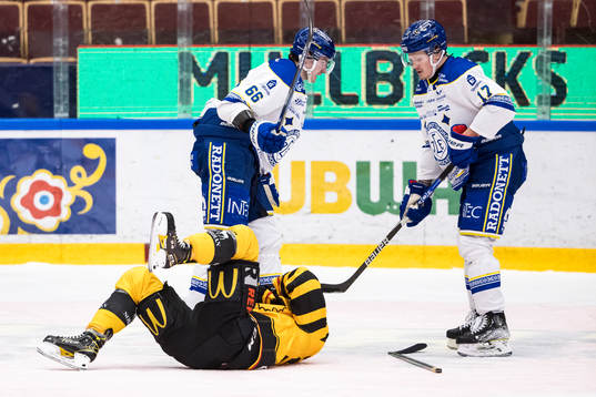 Leksands Nils Åman och Linus Andersson och Skellefteås