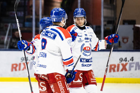 Oskarshamns Kim Rosdahl jublar