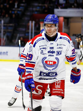 Oskarshamns Kim Rosdahl jublar