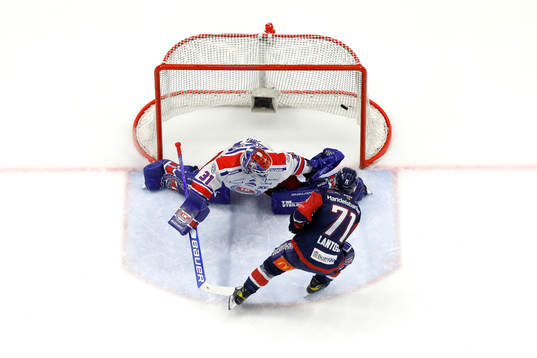 Linköpings Robert Lantosi gör avgörande mål på straff