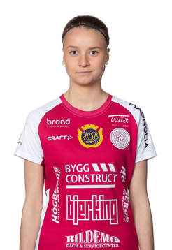 Uppsalas Julia Ragnarsson poserar för ett porträtt den 18 mars 2022 i Uppsala.