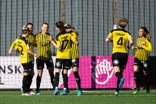 Häckens Stine Larsen jublar