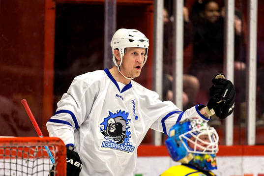 Icebreakers Jonathan Hedström jublar