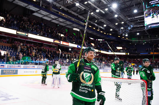 Färjestads Pontus Widerström jublar